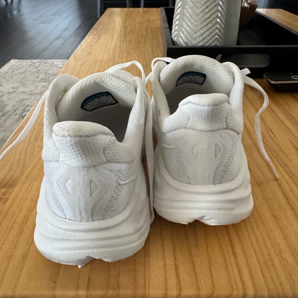 HOKA All-White Clifton 10 - Picture 6 of 8